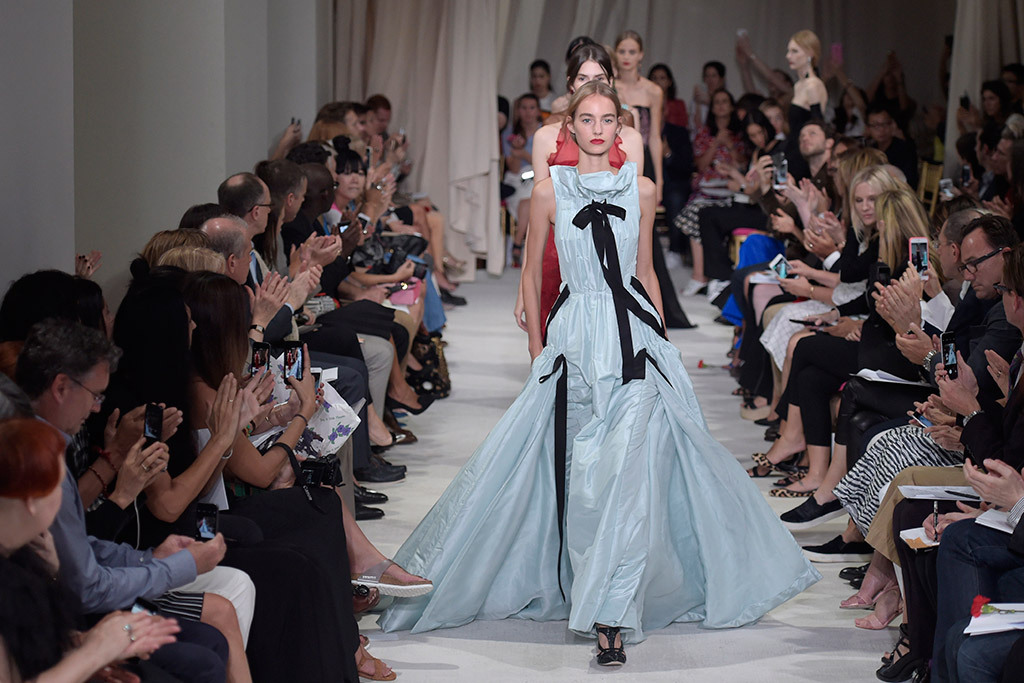 oscar-de-la-renta-spring-2016-new-york-fashion-week-runway.jpg